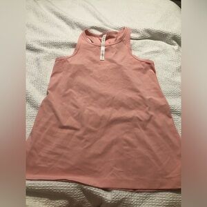 Lululemon tank size 14